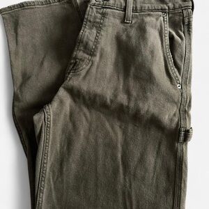 🚨$5 CLEAROUT 🚨
 Hollister Dark Olive Carpenter Pants